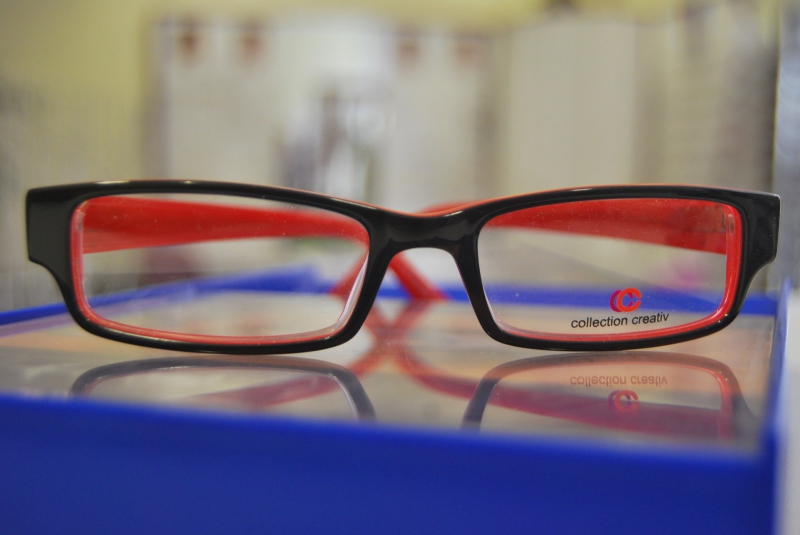 opticien-FLAYOSC-min_view-sight-lens-frame-optics-spectacles-1141012-pxhere.com